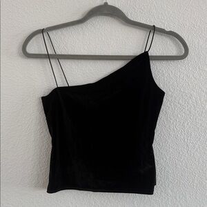 Na-kd Asymmetrical Velvet Strap Top